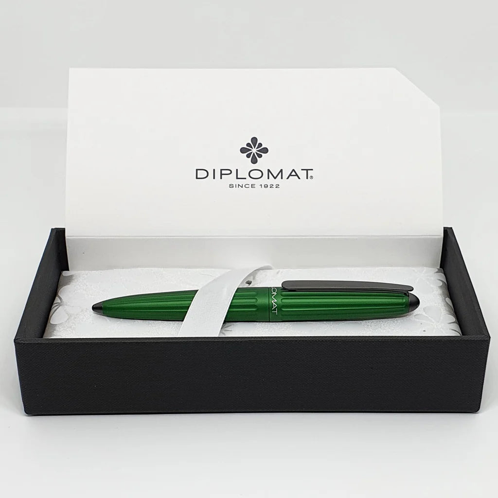 Diplomat Aero Green Fountain Pen