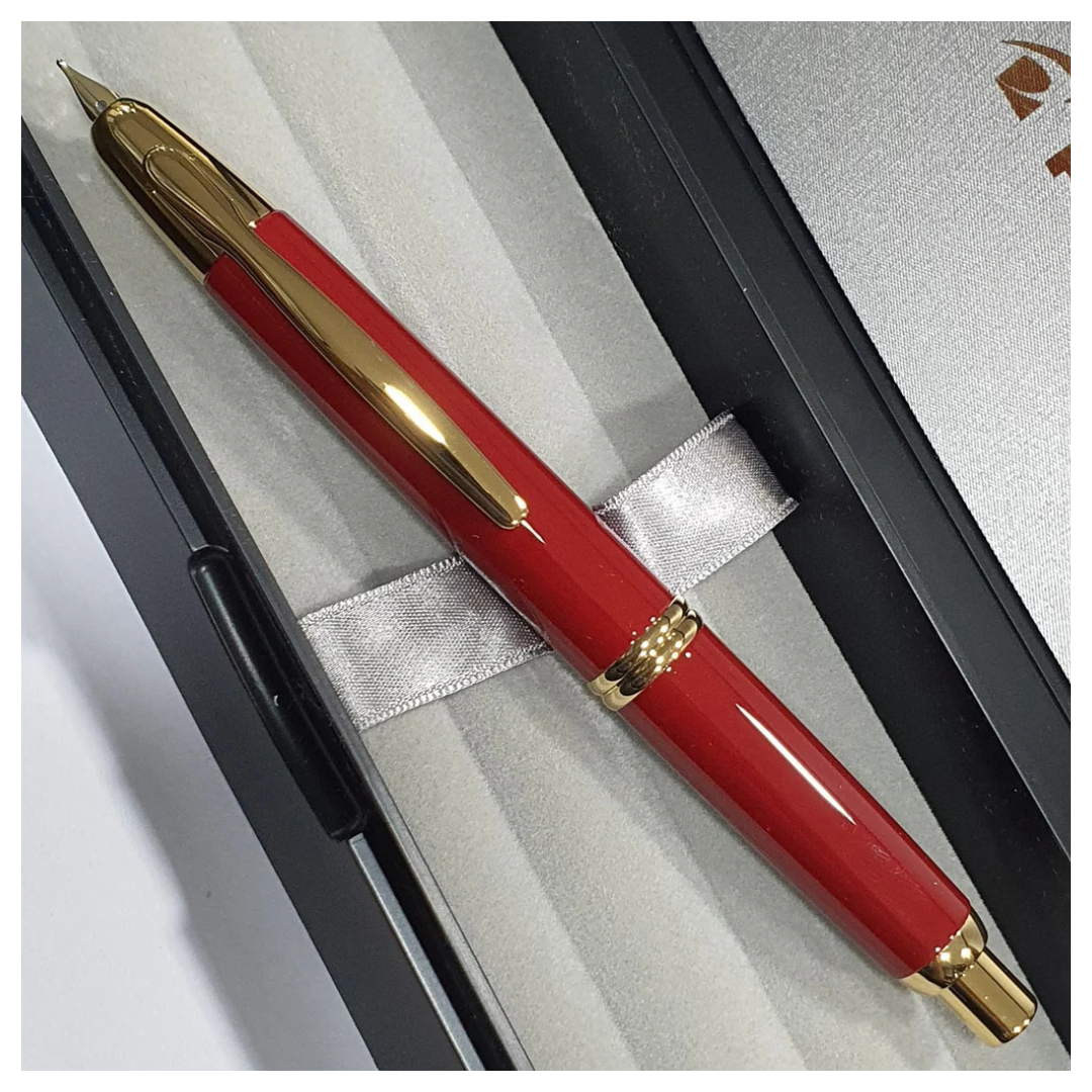 Pilot Capless Red Gold Trim Fountain Pen (Vanishing Point)