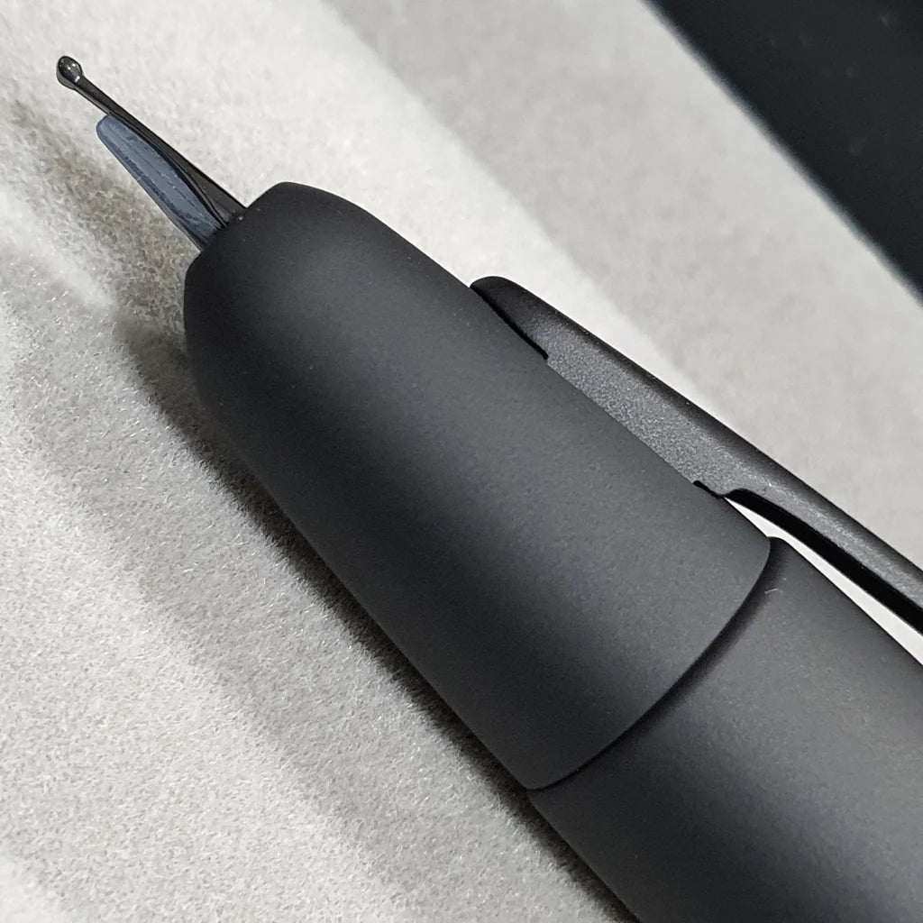 Pilot Capless Matt Black Fountain Pen (Vanishing Point)