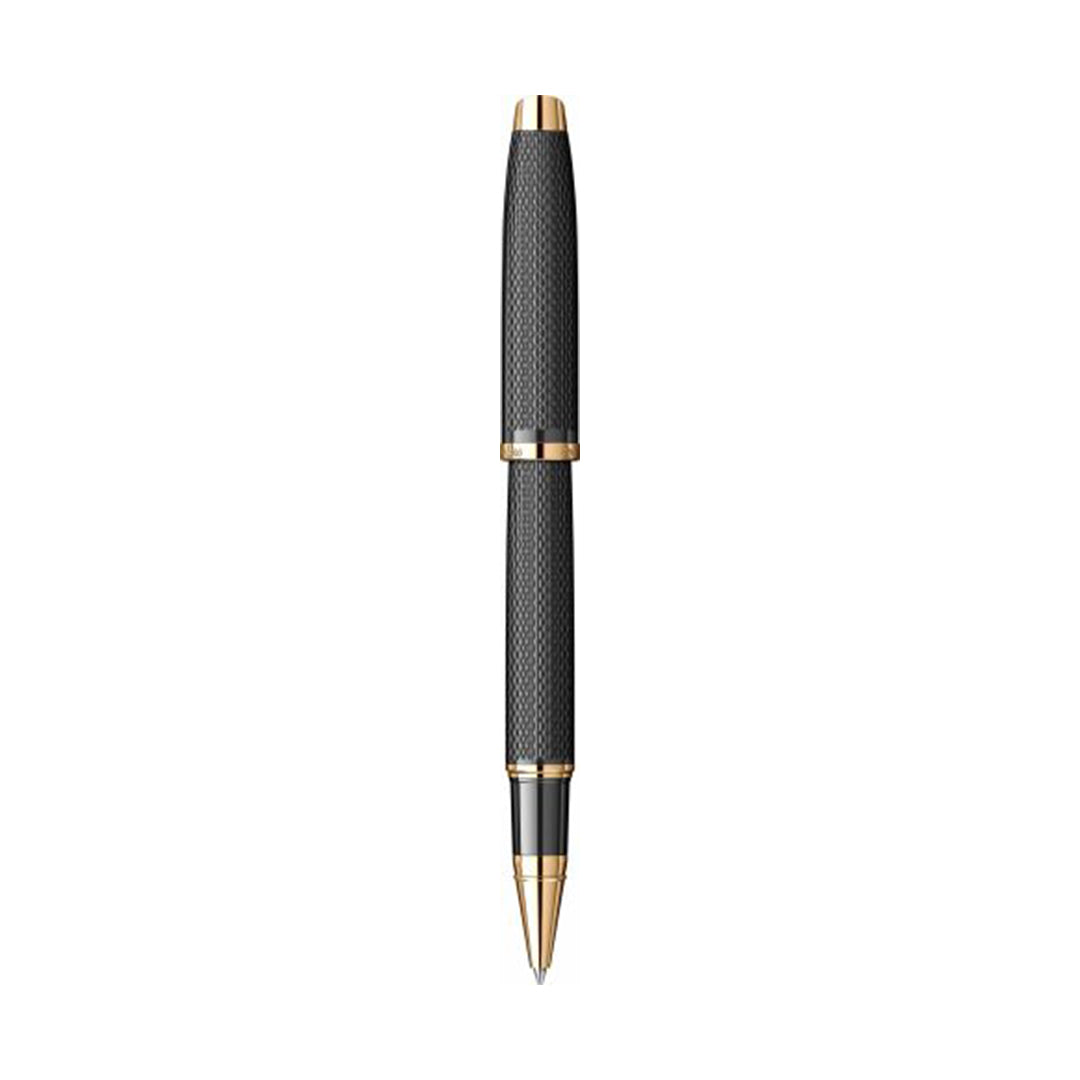 Scrikss Oscar 390 Rollerball Pen | Matte Black GT in white background showing nib