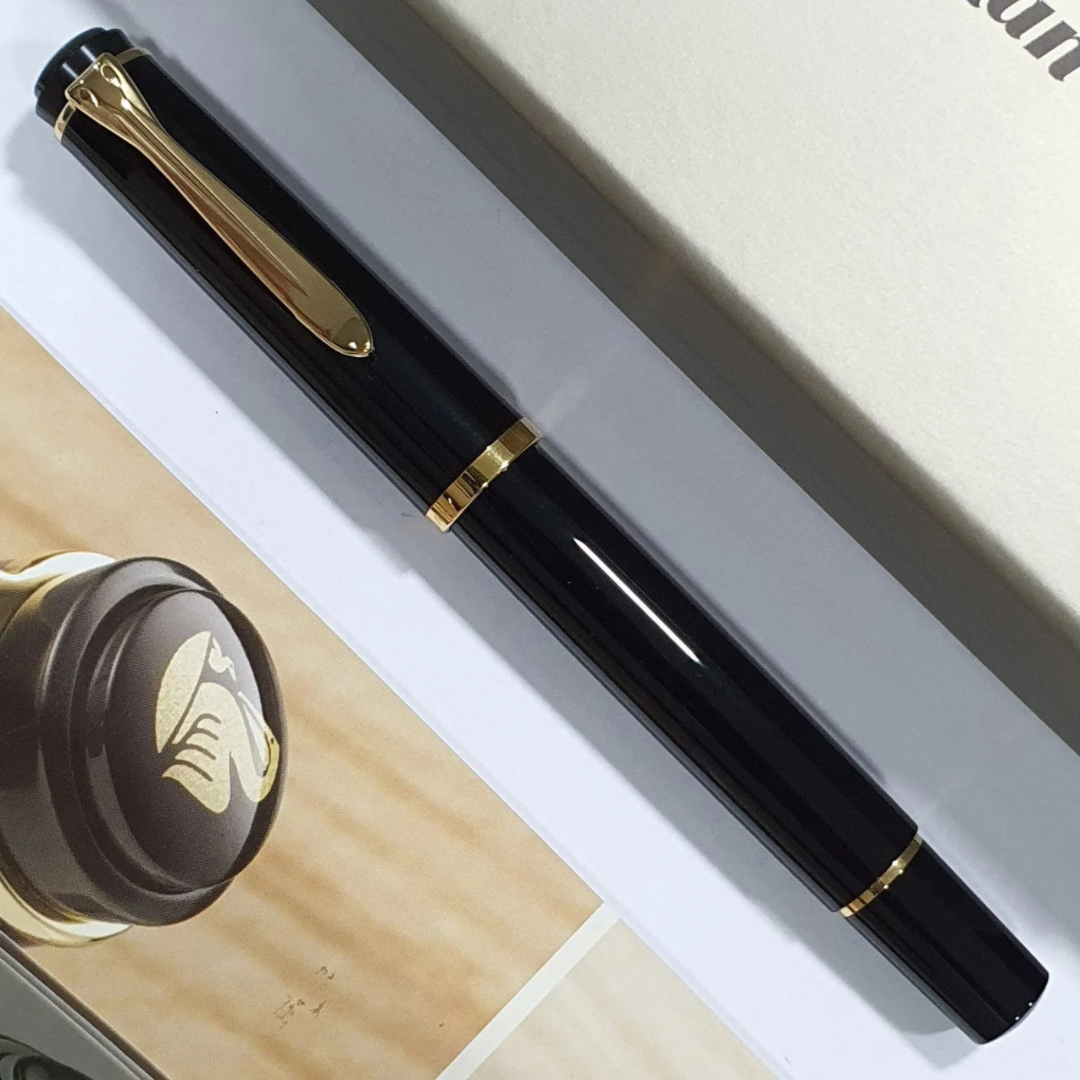 Pelikan Classic M200 Black Gold Fountain Pen