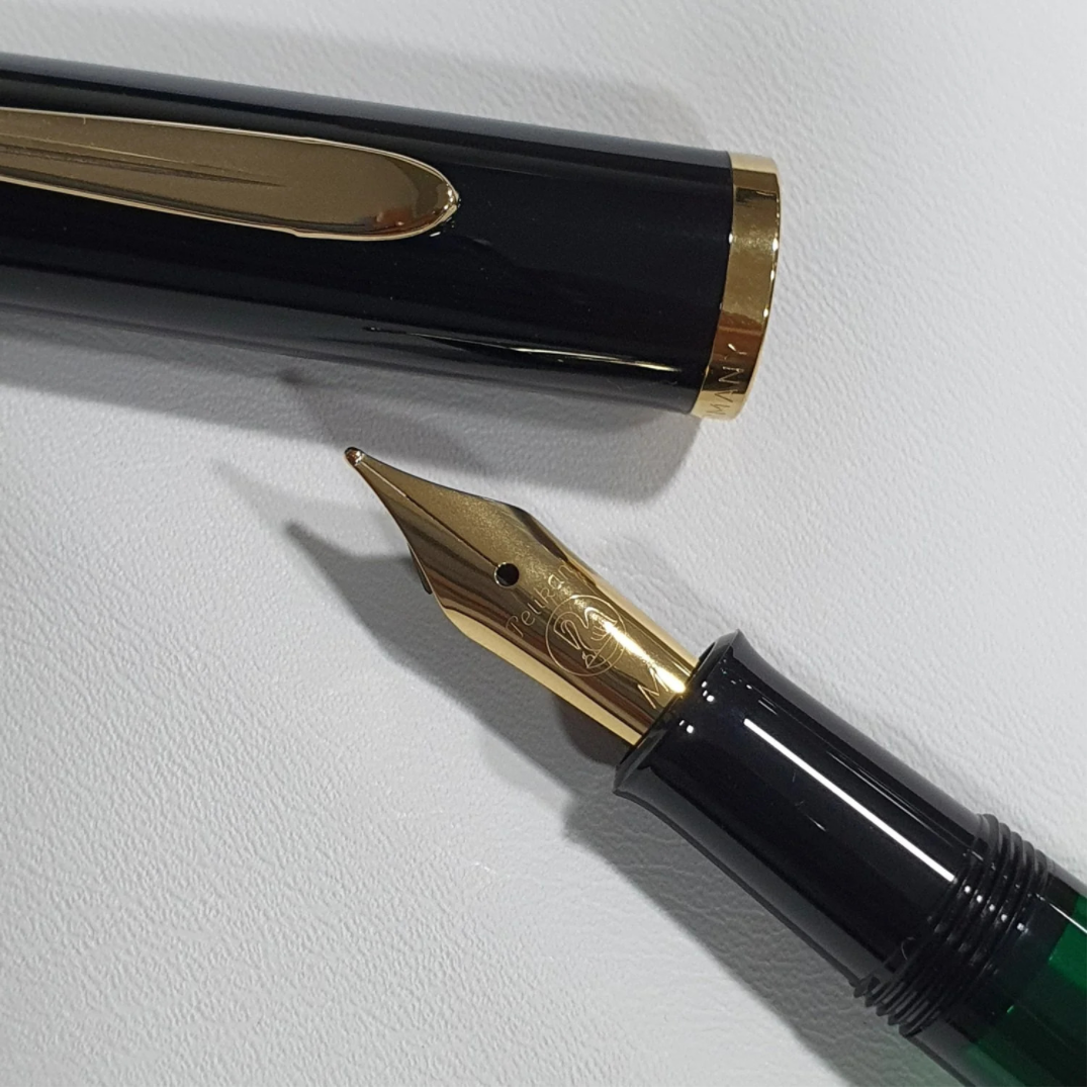 Pelikan Classic M200 Black Gold Fountain Pen