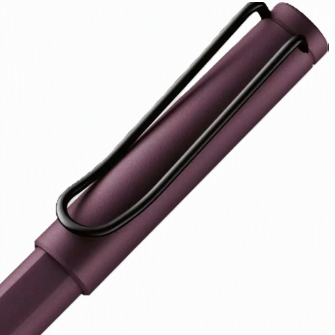 Lamy Safari Scarlet Fountain Pen