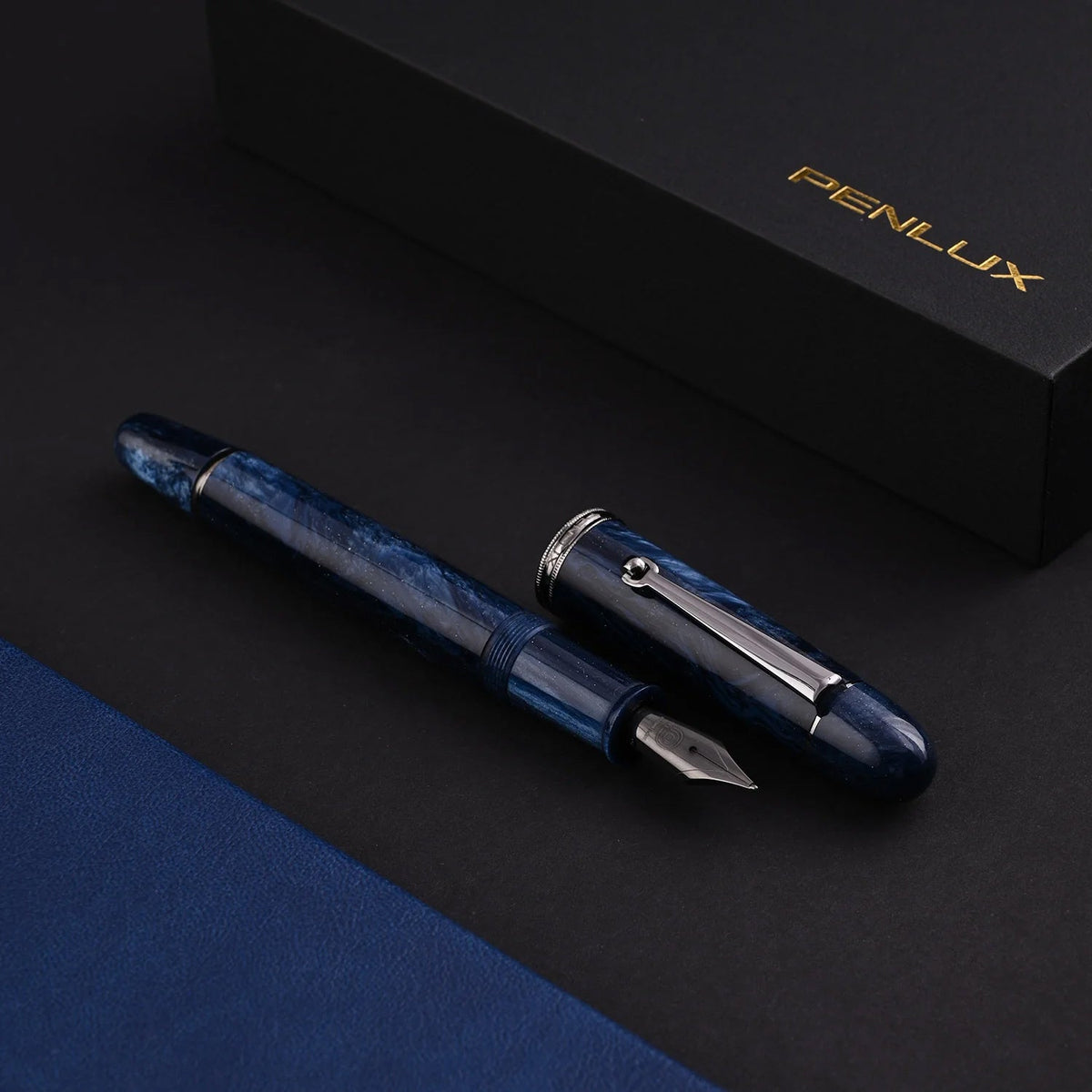 Penlux Masterpiece Grande Galaxy Fountain Pen