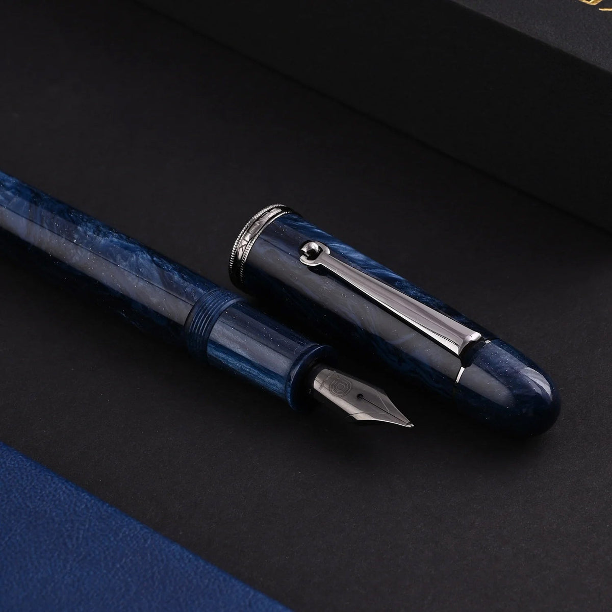Penlux Masterpiece Grande Galaxy Fountain Pen