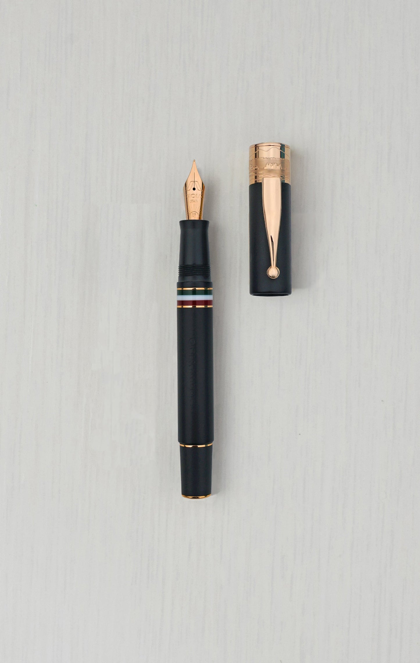 Gioia | Fountain Pen & Rollerball Pen | Partenope | Sand Black RGT