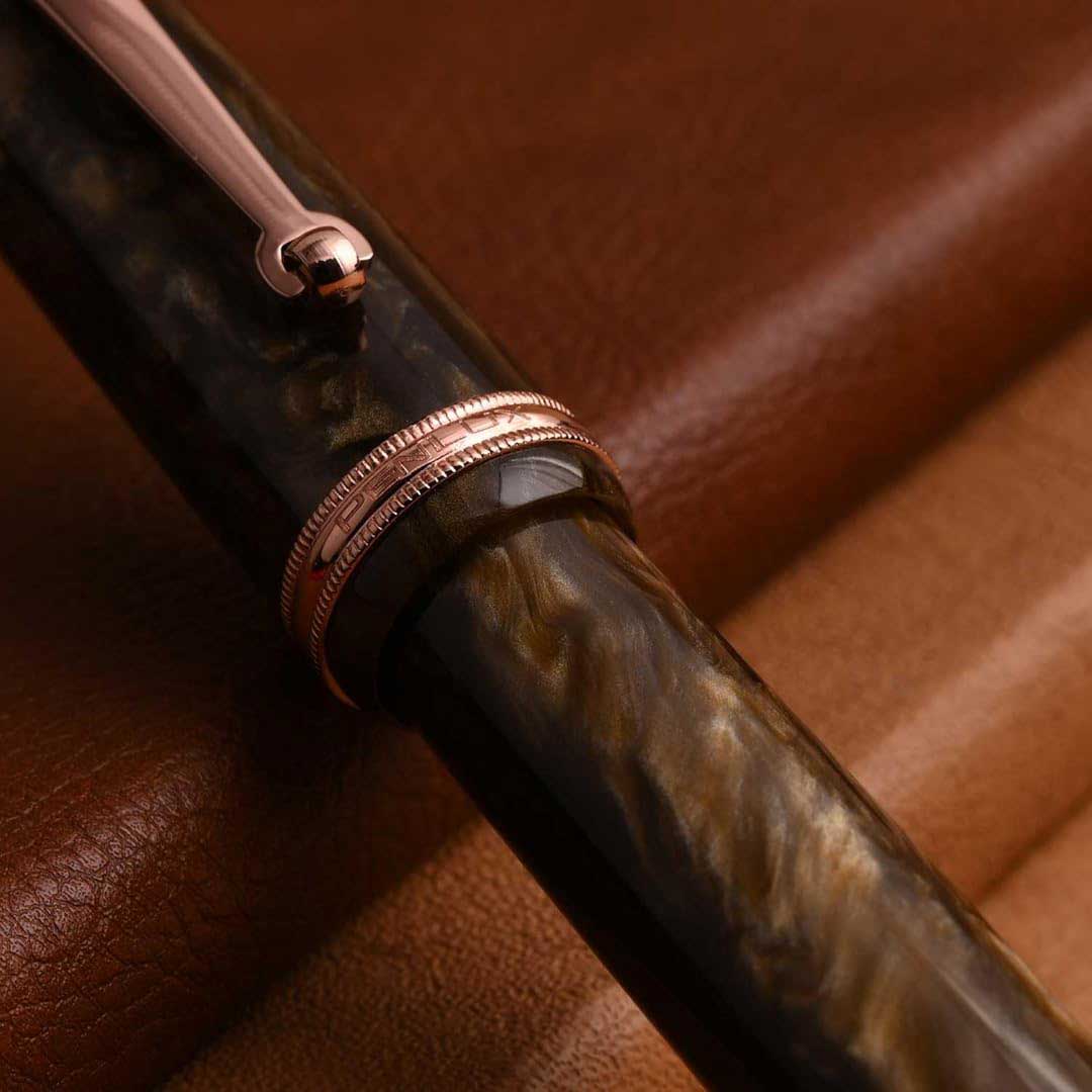 Penlux Masterpiece Grande Brown Wave Fountain Pen