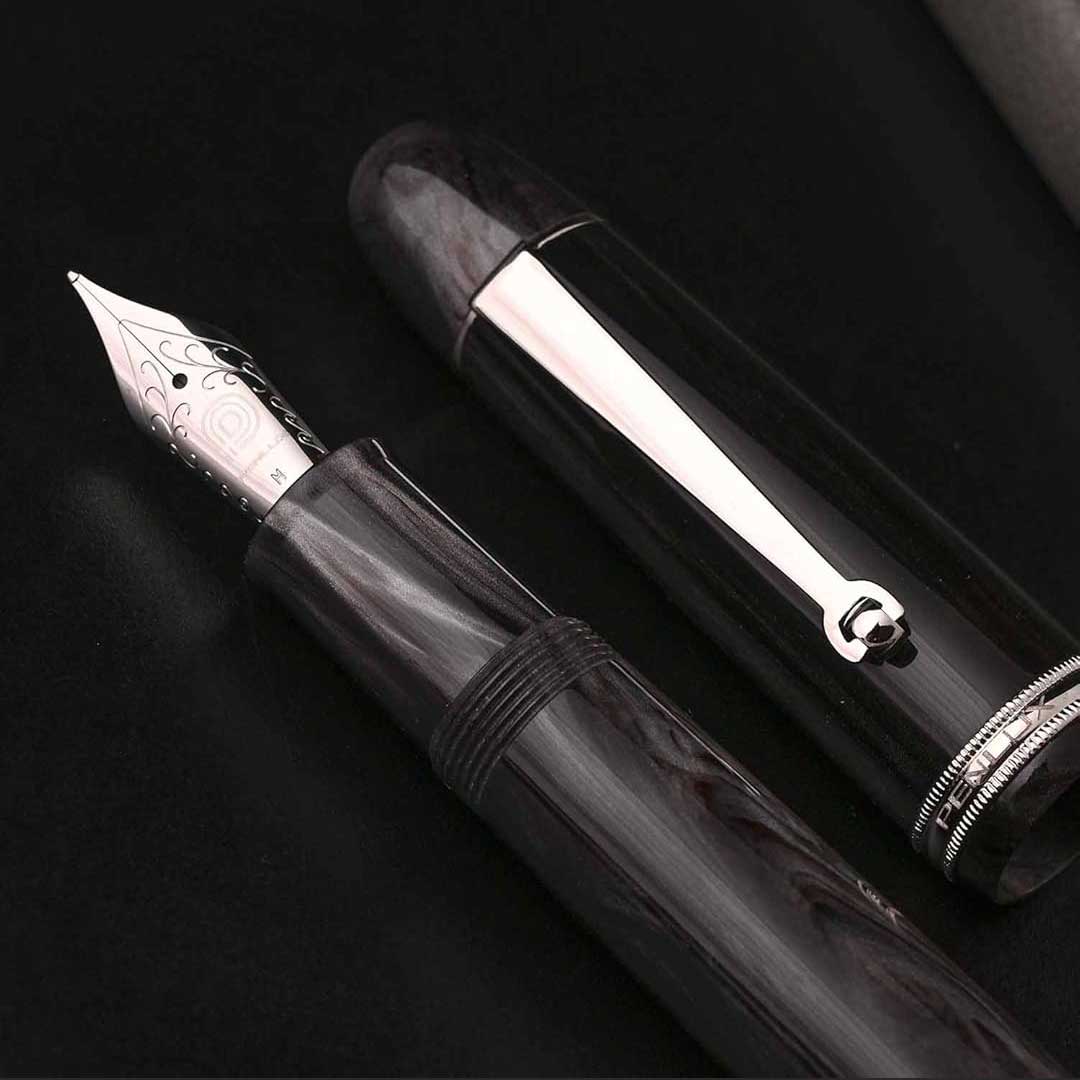 Penlux Masterpiece Grande Black Wave Fountain Pen