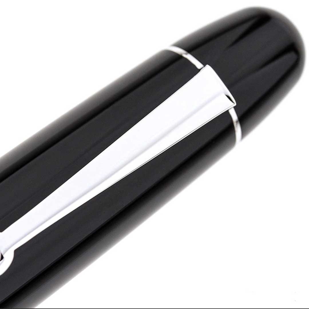 Penlux Masterpiece Grande Black Fountain Pen