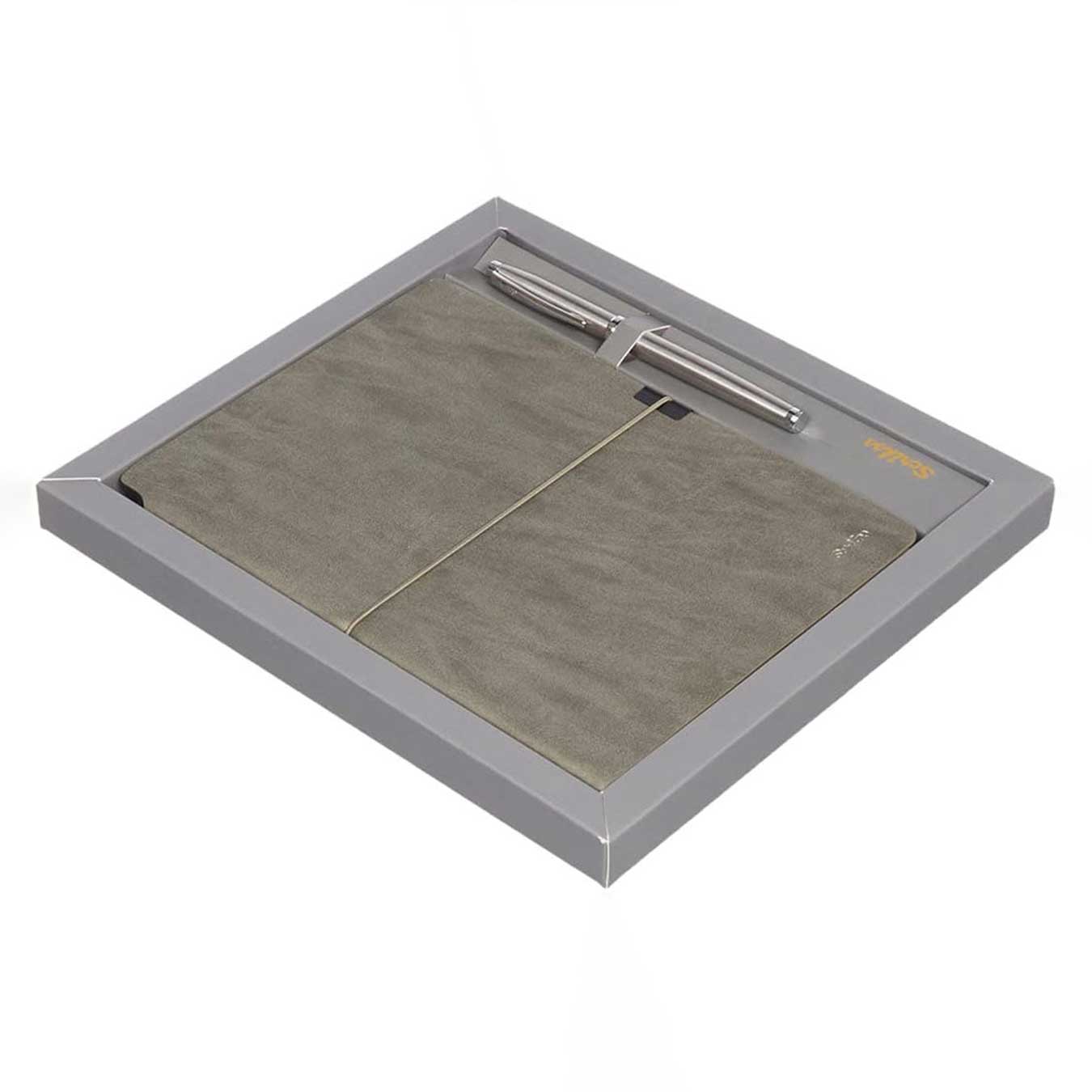 Scrikss Verona Green A5 Notebook & 800M Rollerball Pen in Chrome CT Gift Set